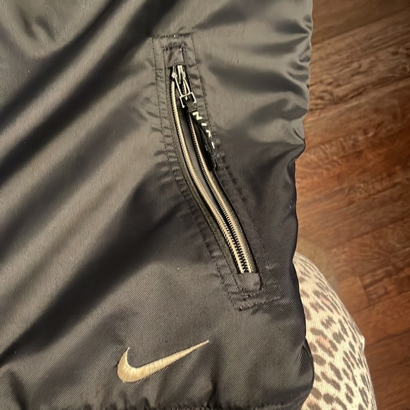 Nike Jacket - Picture 4 of 8